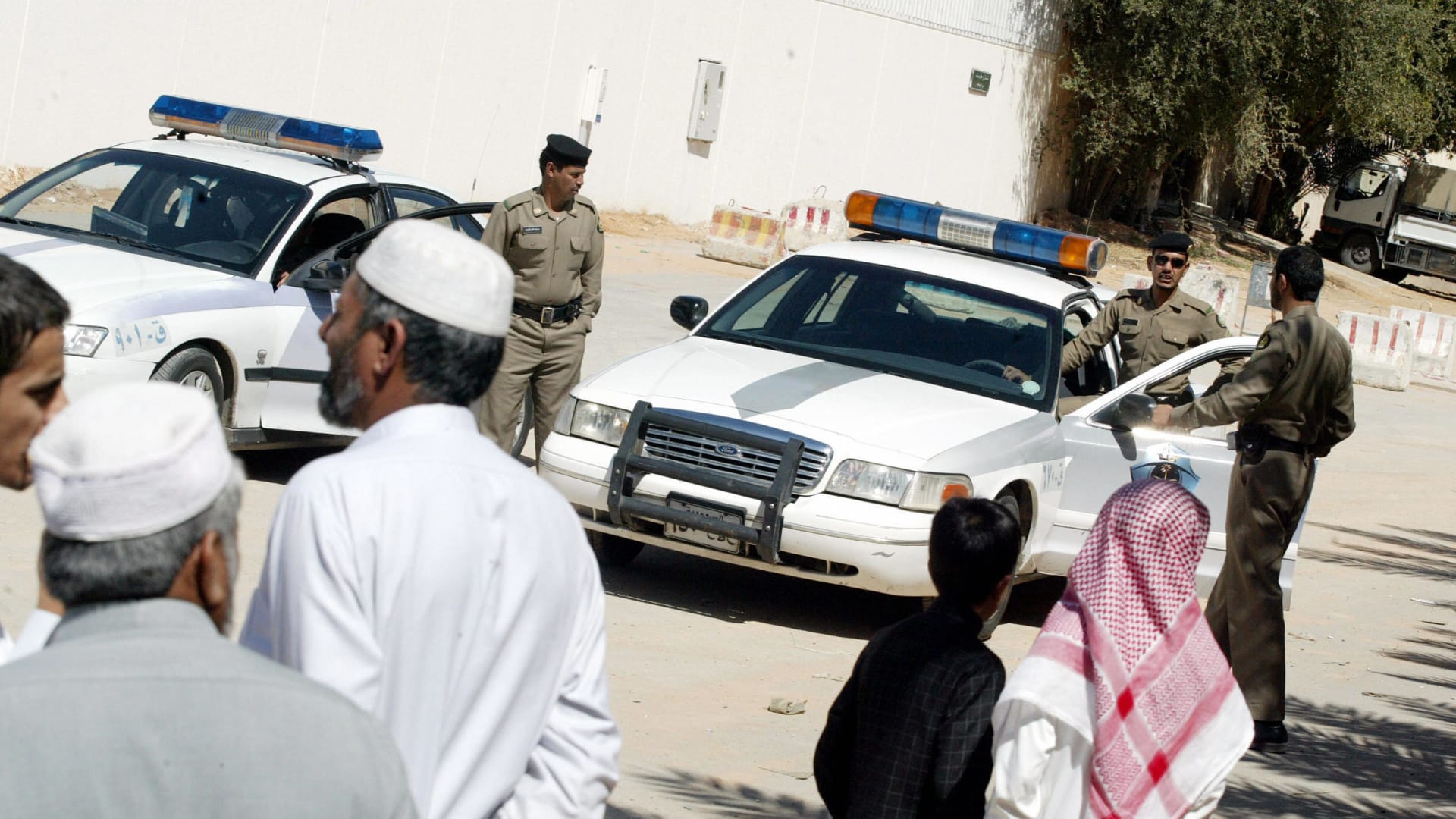 السلطات السعودية تقبض على قاضي اثناء استلامه رشوة نصف مليون ريال