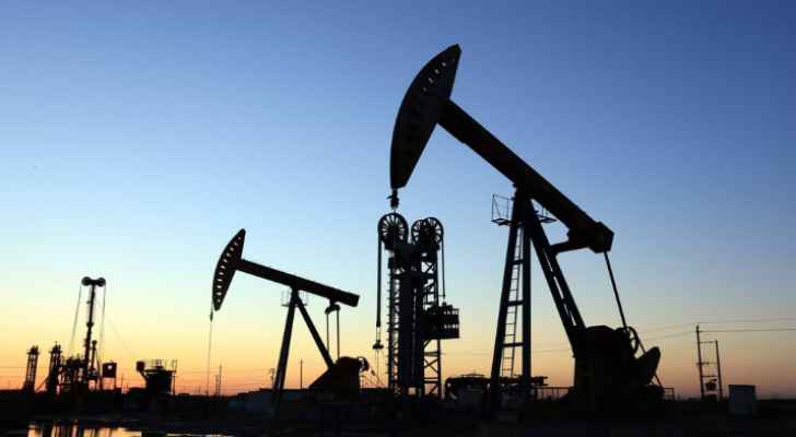 صورة حول : ارتفاع أسعار النفط بعد تخفيف قيود كورونا في الصين ارتفاع أسعار النفط بعد تخفيف قيود كورونا في الصين