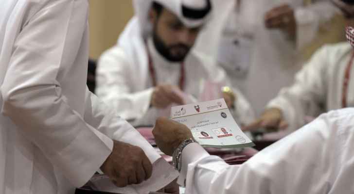 بدء الانتخابات النيابية والبلدية في البحرين