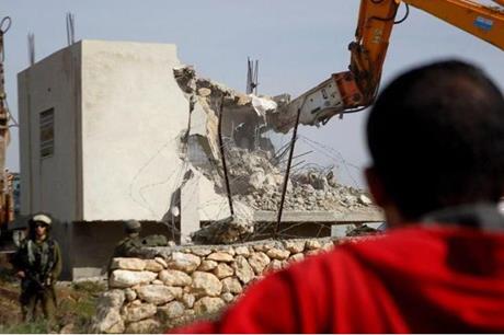 صورة حول : الاحتلال يخطر بهدم منزل ومنشأتين زراعيتين في الخضر جنوب بيت لحم الاحتلال يخطر بهدم منزل ومنشأتين زراعيتين في الخضر جنوب بيت لحم