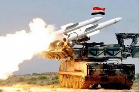 الدفاعات السورية تتصدر لهجوم صاروخي إسرائيلي استهدف مطار الشعيرات