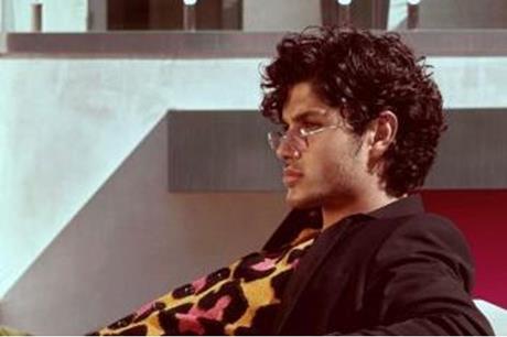 صورة حول : صور لنجل الفنان راغب علامة تتصدر غلاف مجلة عالمية .. شاهد صور لنجل الفنان راغب علامة تتصدر غلاف مجلة عالمية .. شاهد