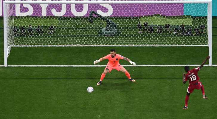 صورة حول : منتخب قطر أول مستضيف يخسر المباراة الافتتاحية للمونديال منتخب قطر أول مستضيف يخسر المباراة الافتتاحية للمونديال