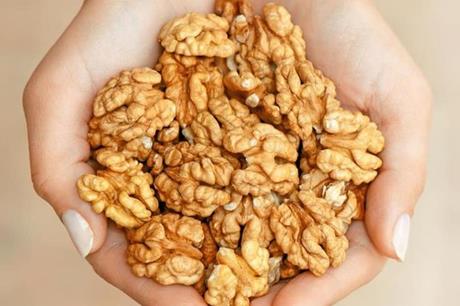 صورة حول : دراسة : تناول الجوز يومياً يقلل خطر الاصابة بسرطان الثدي دراسة : تناول الجوز يومياً يقلل خطر الاصابة بسرطان الثدي
