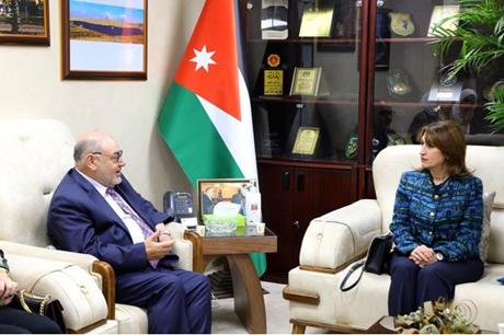 "الهاشمية" و"سيدات سلاح الجو الملكي" تبحثان التعاون المشترك