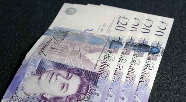 الجنيه الاسترليني يتراجع