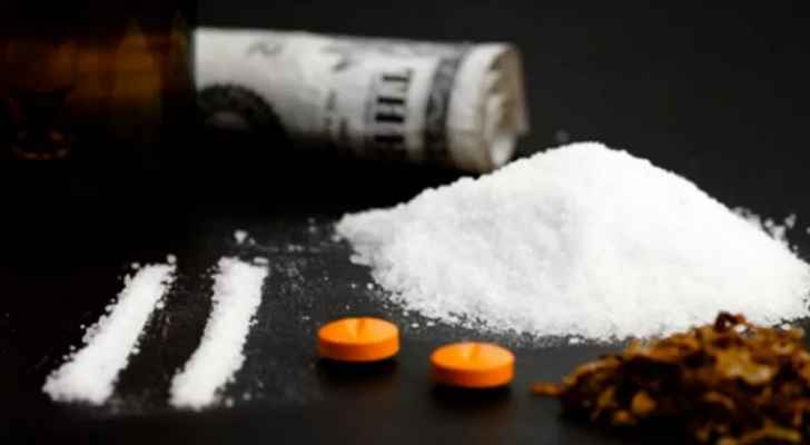 صورة حول : التحقيق مع ٣ أشخاص استوردوا مواد مخدرة وأدخلوها إلى الأردن التحقيق مع ٣ أشخاص استوردوا مواد مخدرة وأدخلوها إلى الأردن