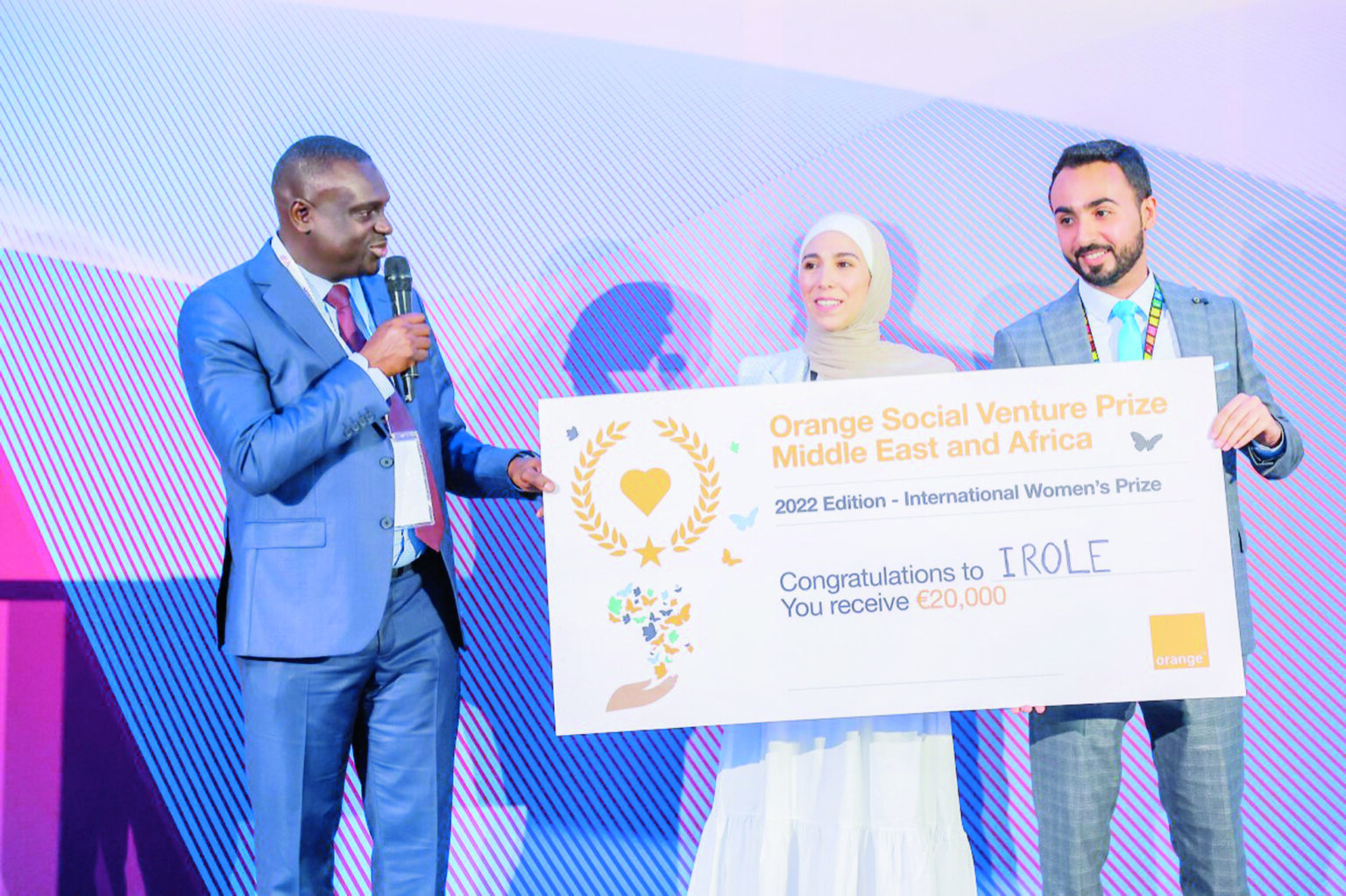 “iRole”.. مشروع ناشئ لتشغيل السيدات عن بعد