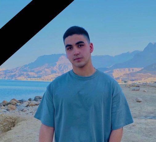 صورة حول : مصر : دهس شاب من قبل ابن مسؤول يُثير الرأي العام مصر : دهس شاب من قبل ابن مسؤول يُثير الرأي العام