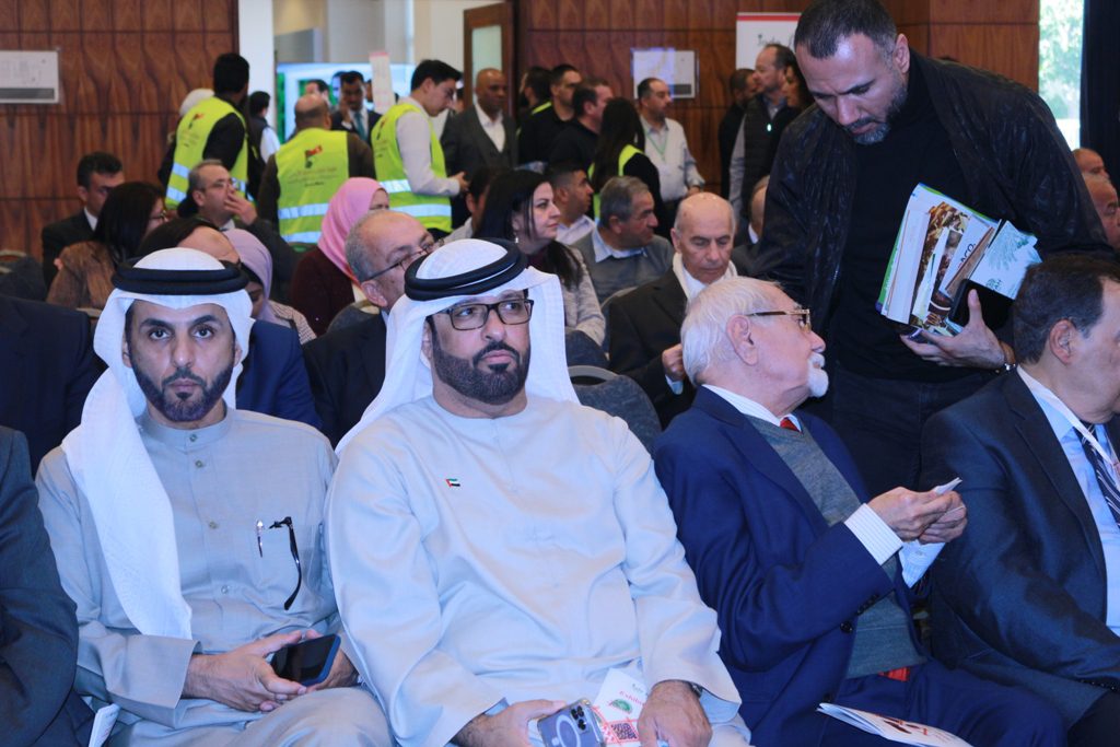 بالصور افتتاح المهرجان الدولي الـ4 للتمور الذي تنظمه جائزة خليفة الدولية لنخيل التمر