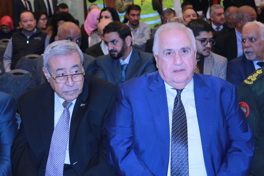 بالصور افتتاح المهرجان الدولي الـ4 للتمور الذي تنظمه جائزة خليفة الدولية لنخيل التمر