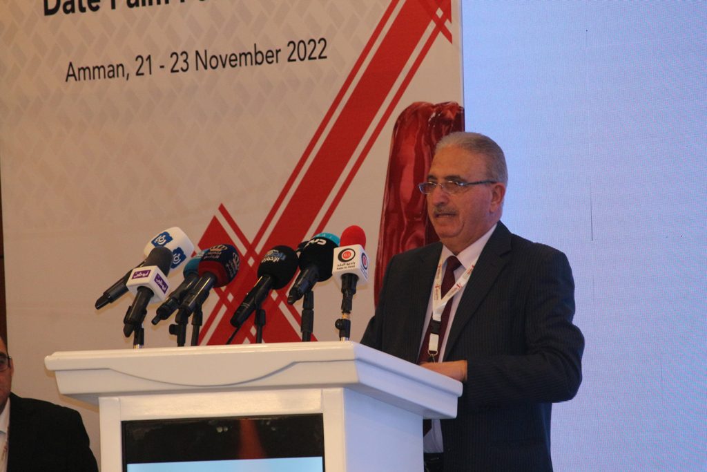 بالصور افتتاح المهرجان الدولي الـ4 للتمور الذي تنظمه جائزة خليفة الدولية لنخيل التمر