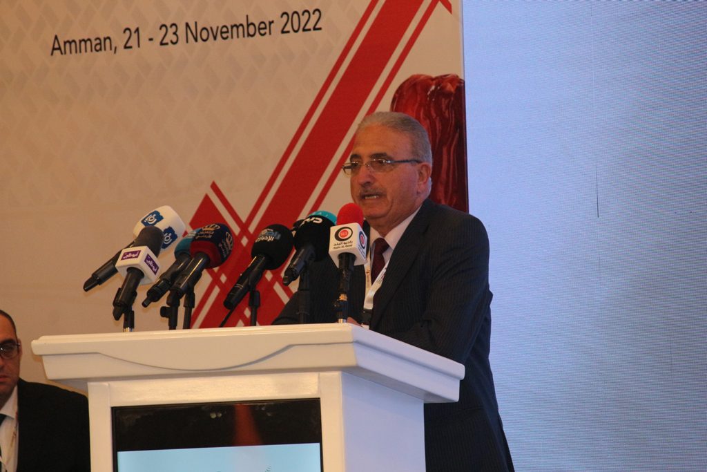 بالصور افتتاح المهرجان الدولي الـ4 للتمور الذي تنظمه جائزة خليفة الدولية لنخيل التمر
