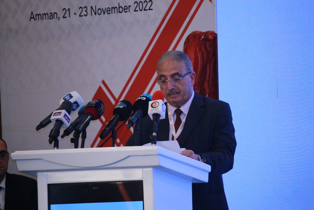 بالصور افتتاح المهرجان الدولي الـ4 للتمور الذي تنظمه جائزة خليفة الدولية لنخيل التمر