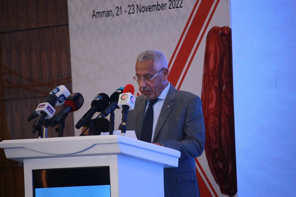 بالصور افتتاح المهرجان الدولي الـ4 للتمور الذي تنظمه جائزة خليفة الدولية لنخيل التمر