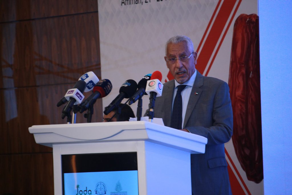 بالصور افتتاح المهرجان الدولي الـ4 للتمور الذي تنظمه جائزة خليفة الدولية لنخيل التمر