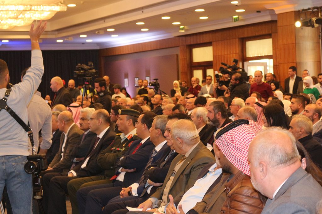 بالصور افتتاح المهرجان الدولي الـ4 للتمور الذي تنظمه جائزة خليفة الدولية لنخيل التمر