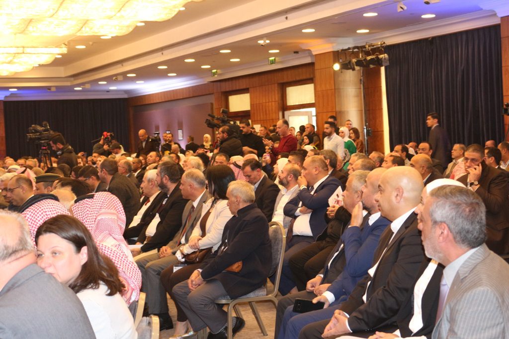 بالصور افتتاح المهرجان الدولي الـ4 للتمور الذي تنظمه جائزة خليفة الدولية لنخيل التمر
