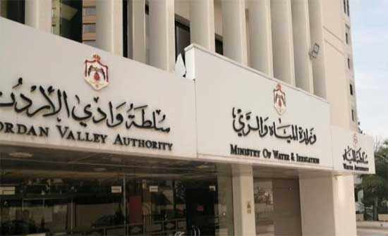 صورة حول : سلطة وادي الأردن تؤكد طواقمها مناوبة في جميع إداراتها في الأغوار سلطة وادي الأردن تؤكد طواقمها مناوبة في جميع إداراتها في الأغوار