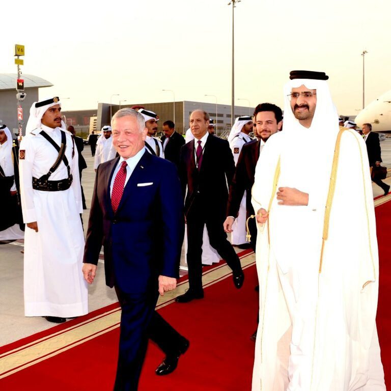 صورة حول : الملك يحضر حفل انطلاق كأس العالم بالدوحة الملك يحضر حفل انطلاق كأس العالم بالدوحة