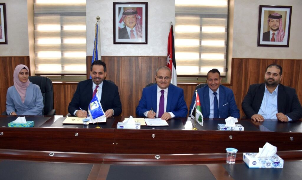 صورة حول : اتفاقية تعاون بين جامعة جدارا وشركة SDK للتدريب والتطوير والاستشارات اتفاقية تعاون بين جامعة جدارا وشركة SDK للتدريب والتطوير والاستشارات