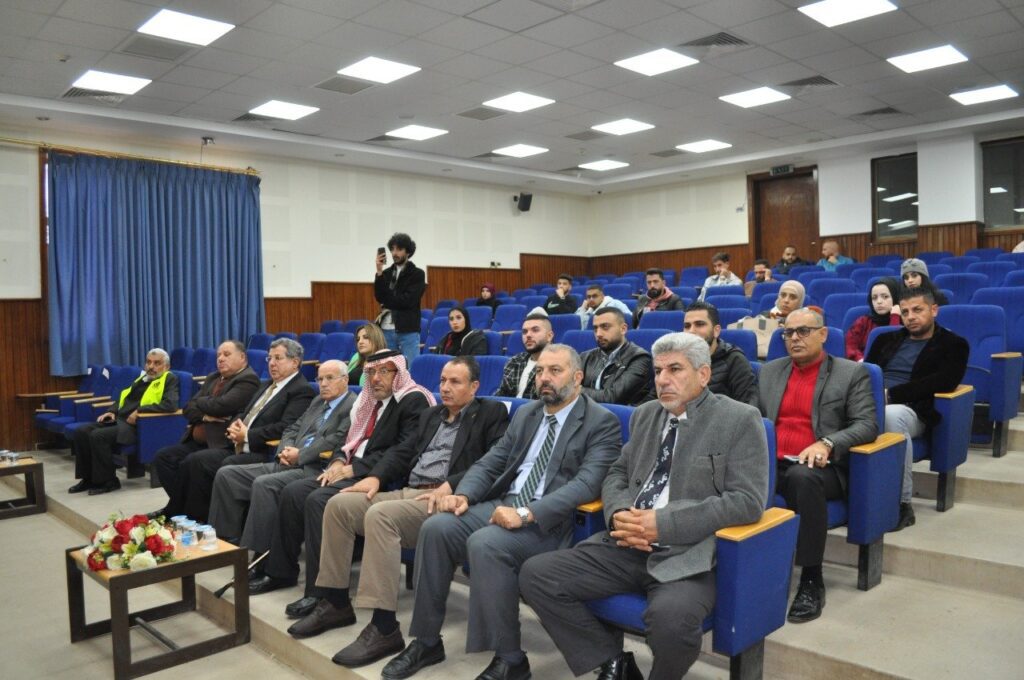 إدارة السلامة المرورية والوقاية من حوادث الطرق: ندوة في جامعة جدارا