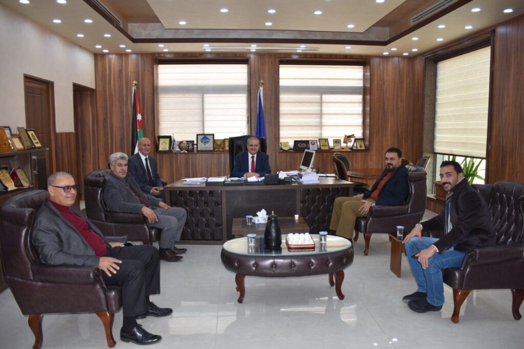 محاضرة توعوية في جامعة جدارا حول آفة المخدرات