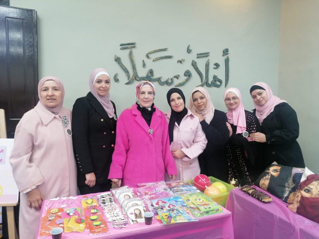 صورة حول : البازار الوردي في مدارس النظم البازار الوردي في مدارس النظم