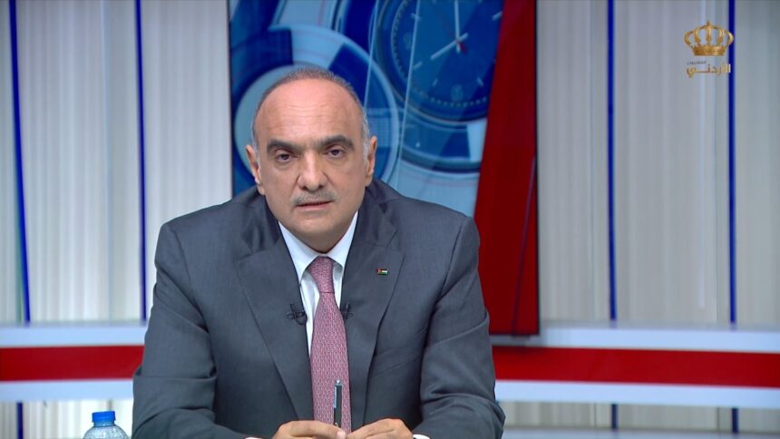 صورة حول : خلال لقاء متلفز ... الخصاونة يتجاهل الحديث بتوجيهات ملكية اساسية خلال لقاء متلفز ... الخصاونة يتجاهل الحديث بتوجيهات ملكية اساسية