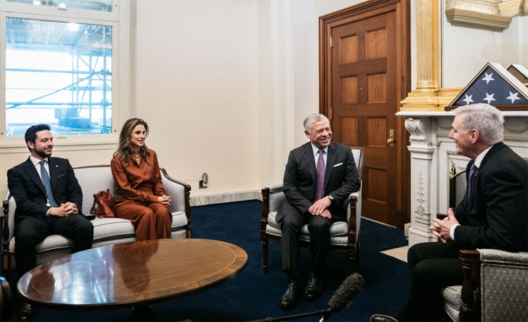 الملك يلتقي رئيس مجلس النواب الأميركي وقيادات المجلس