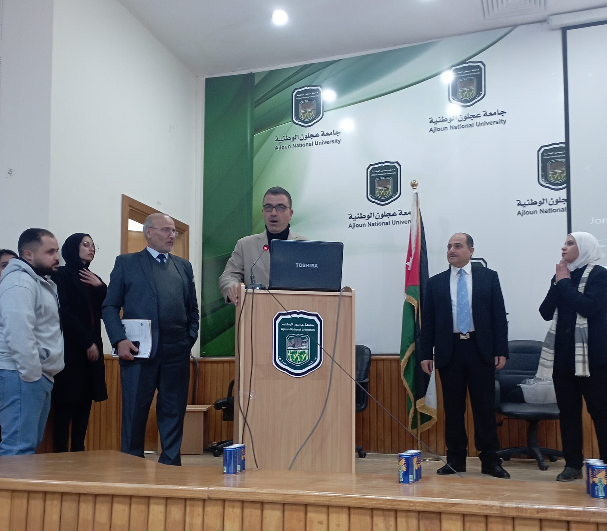 صورة حول : يوم مفتوح للغة الإنجليزية بجامعة عجلون الوطنية يوم مفتوح للغة الإنجليزية بجامعة عجلون الوطنية