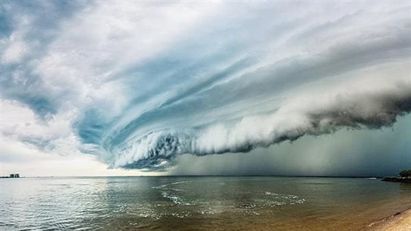 كاليفورنيا تتأهّب لعاصفة عاتية