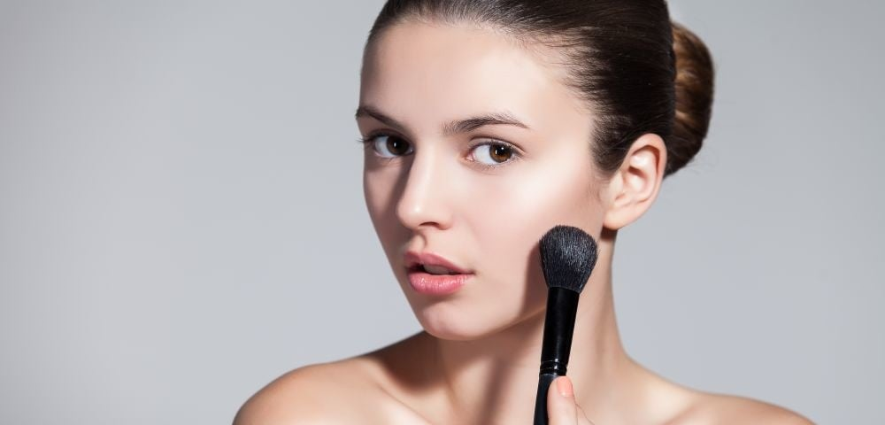 أهم النصائح الجمالية عند وضع "البلاش"