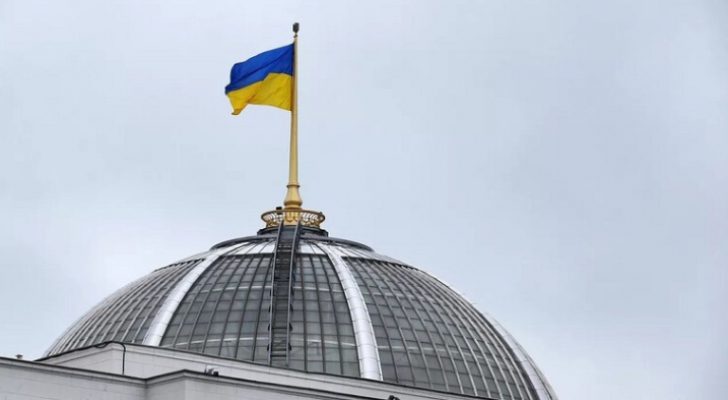 كيف ردت الرئاسة الأوكرانية على قرار روسيا بوقف إطلاق النار