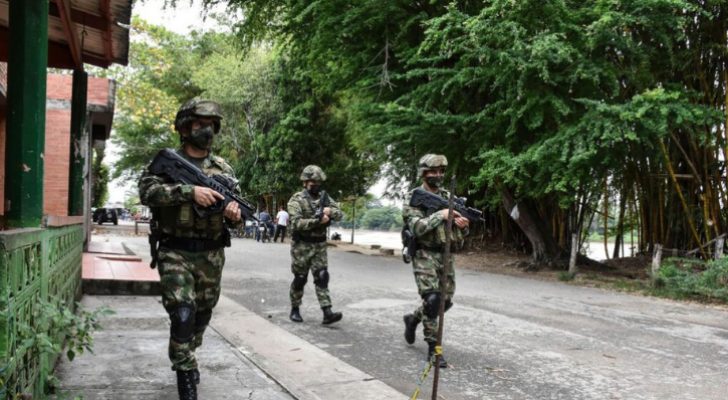 اشتباكات بين جماعات مسلحة في كولومبيا تودي بحياة ١١ شخصا على الأقل