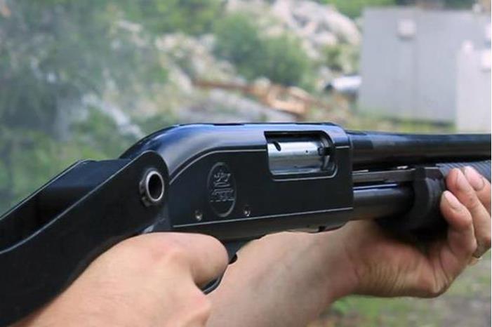 الكرك : مقتل ثلاثينية على يد زوجها ببندقية بمبكشن