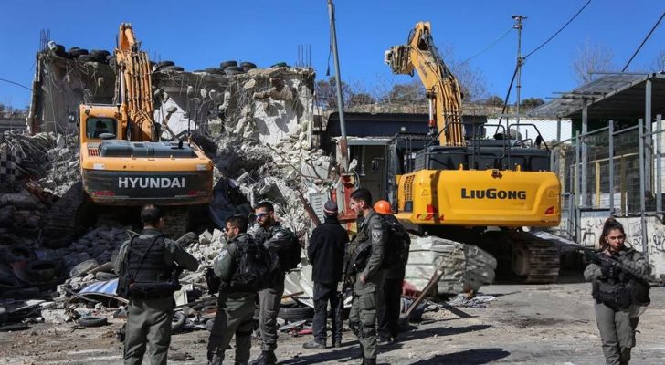صورة حول : الاحتلال يهدم منشآت تجارية في القدس الاحتلال يهدم منشآت تجارية في القدس