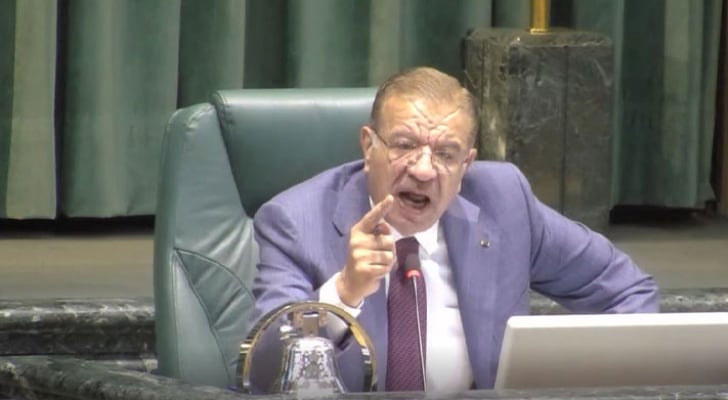 صورة حول : الدغمي في اول حديث لوسائل الإعلام بعد تولي الصفدي رئاسة النواب الدغمي في اول حديث لوسائل الإعلام بعد تولي الصفدي رئاسة النواب