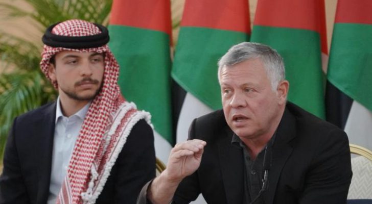 ولي العهد يهنىء بعيد الملك: دمت للعطاء منارة