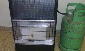 إصابة 6 اشخاص بالاختناق بعد تسرب غاز من المدافئ في اربد والزرقاء