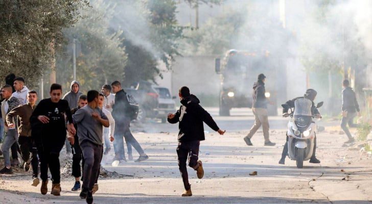 صورة حول : إصابات بمواجهات مع قوات الاحتلال في نابلس إصابات بمواجهات مع قوات الاحتلال في نابلس