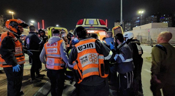 اعتقال والدي طفل بتهمة محاولة تنفيذ عملية طعن في القدس