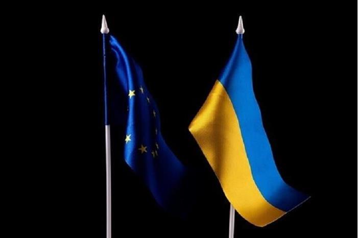 التلغراف: انضمام أوكرانيا للاتحاد الأوروبي سيعرضه للإفلاس