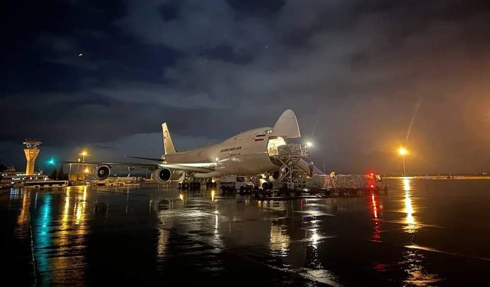 طائرة إيرانية تحط في مطار دمشق الدولي حاملة مساعدات للمتضررين من الزلزال