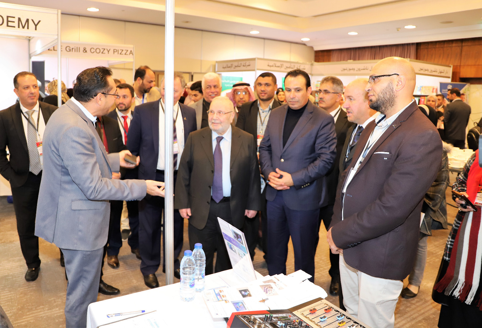 بالصور .. العجارمة يفتتح المؤتمر التربوي الدولي الذي تنظمه شركة "الواعدون للاستشارات التعليمية"