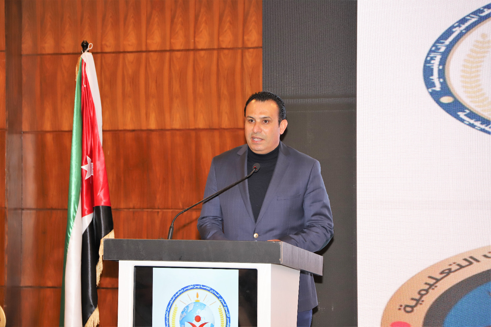 بالصور .. العجارمة يفتتح المؤتمر التربوي الدولي الذي تنظمه شركة "الواعدون للاستشارات التعليمية"