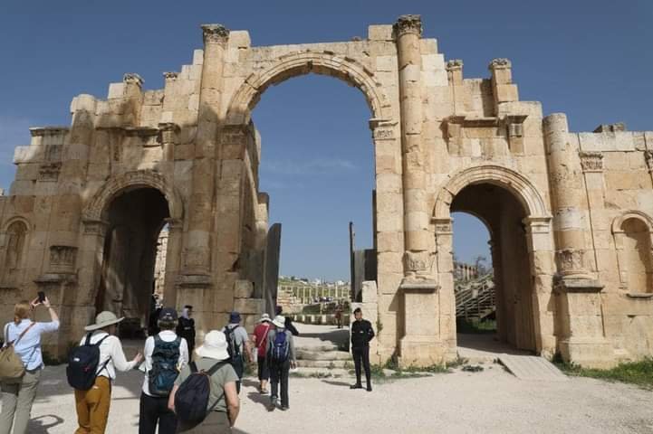 صورة حول : بالصور .. نشامى الأمن العام أثناء اداء واجباتهم في نهاية الأسبوع بالصور .. نشامى الأمن العام أثناء اداء واجباتهم في نهاية الأسبوع