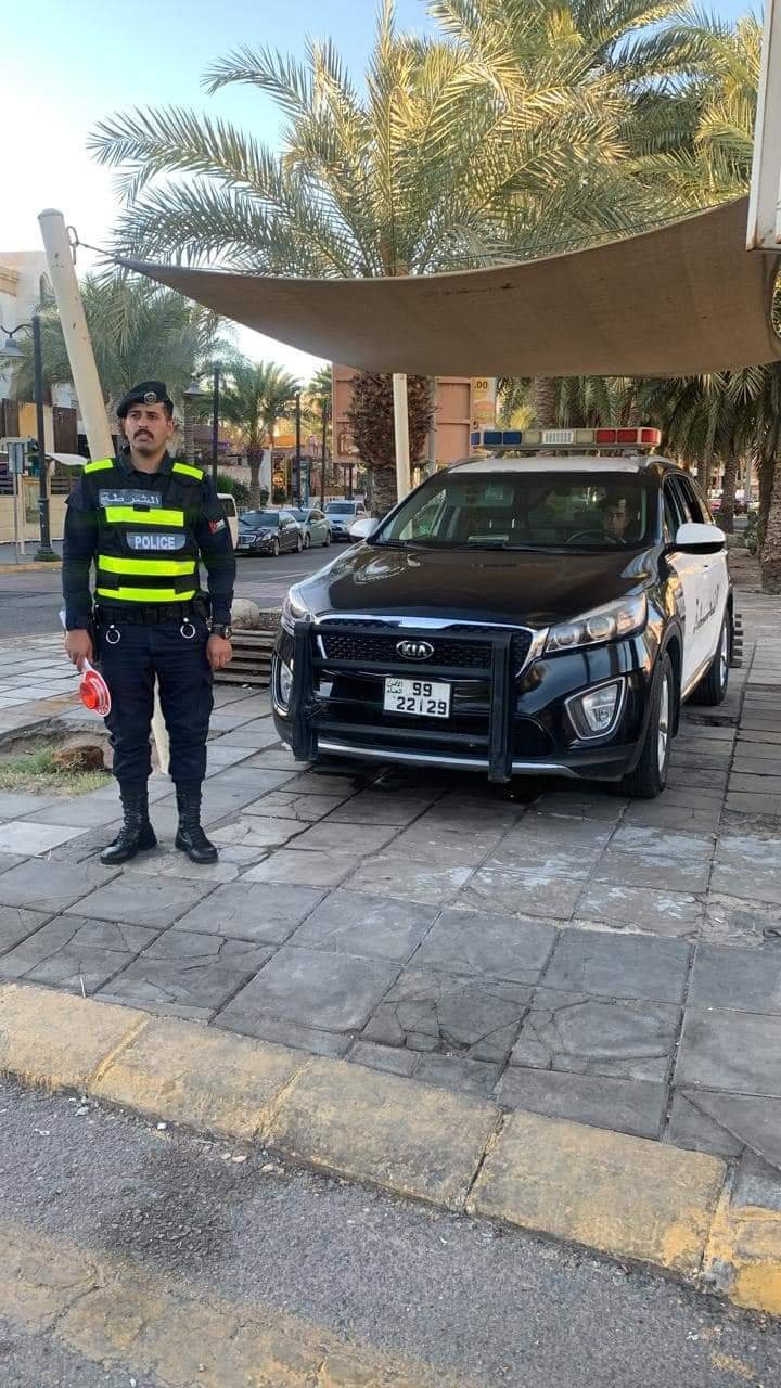 صورة حول : بالصور .. نشامى الأمن العام أثناء اداء واجباتهم في نهاية الأسبوع بالصور .. نشامى الأمن العام أثناء اداء واجباتهم في نهاية الأسبوع