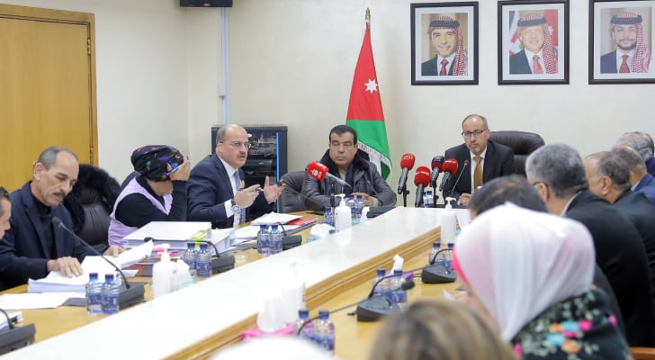 مالية النواب تُطالب بتشكيل لجنة للوقوف على مشاريع الأشغال