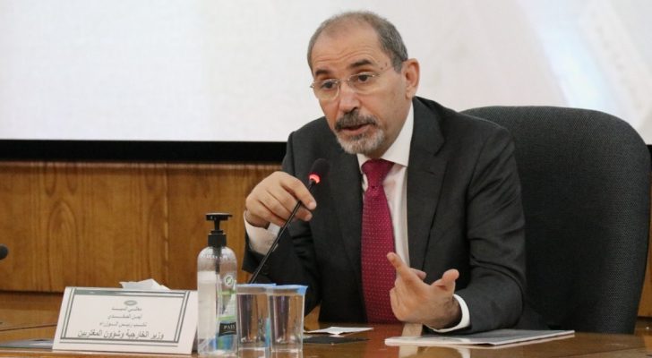 الصفدي: نسعى الى حل الأزمة السورية